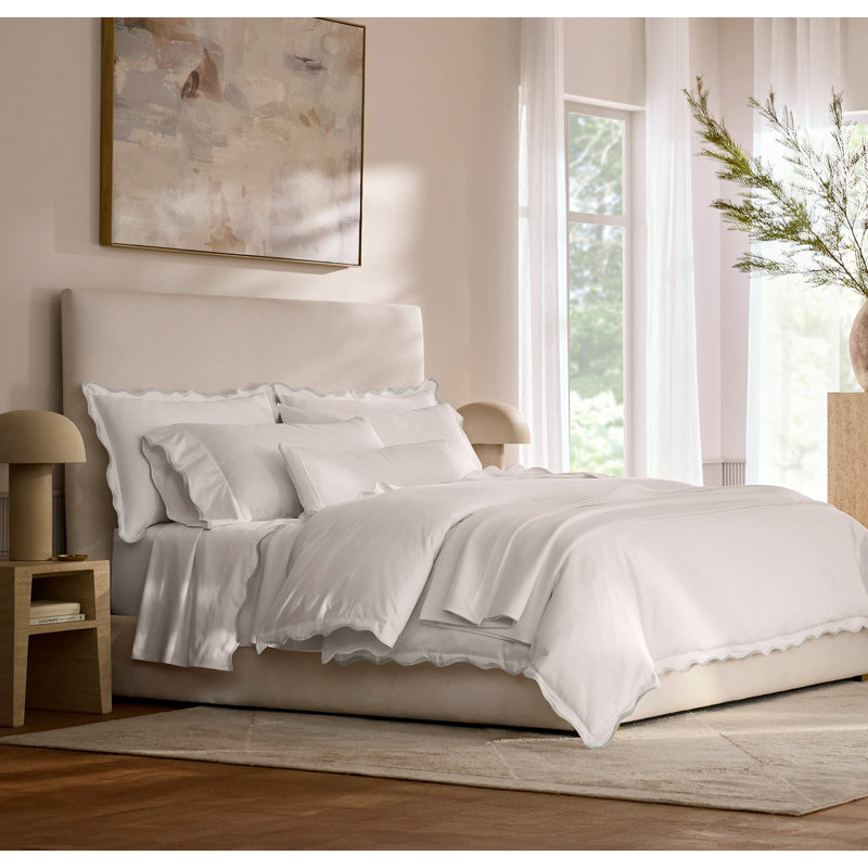 Signature Curved Edge Sheet Set, King Sheet Set with 2 Pillowcases, Mist