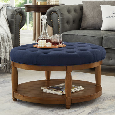 Grande table basse avec repose-pieds capitonné et rembourré avec tablette