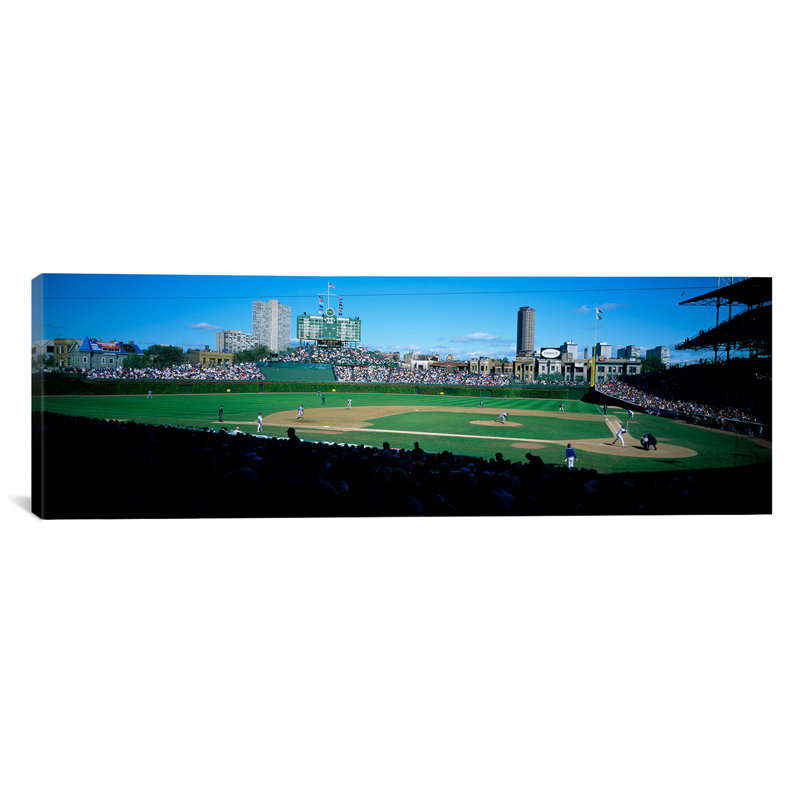 «Panoramic Baseball Match at Wrigley Field in Chicago, Illinois», reproduction de photo sur toile, Toile tendue
