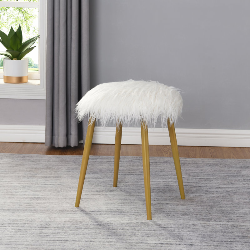 Luxurious White 17.25" W x 18.5" H Ottoman with Plush Faux Fur Upholstery