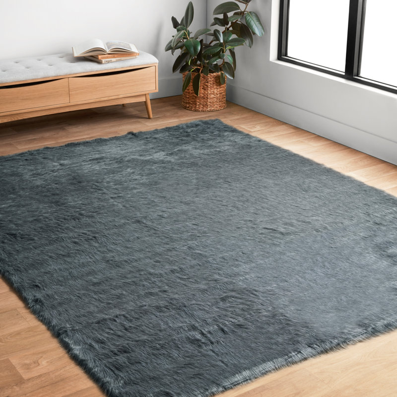 Phang Indoor Rug, Rectangle 5' x 7'6"
