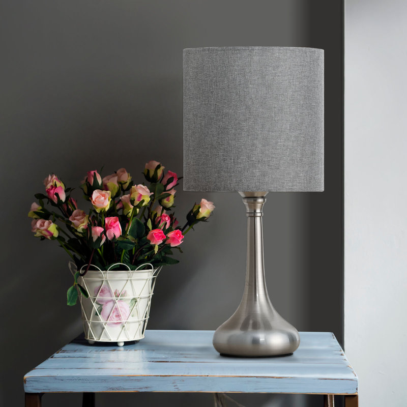 Lampe de chevet en métal avec abat-jour en métal, Gris, Argent, H 15,5 po x l 7,1 po x P 7,1 po
