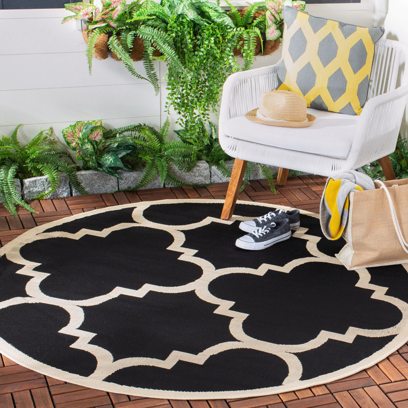 Herefordshire Performance Geometric Indoor/Outdoor Area Rug, Round 5'3"