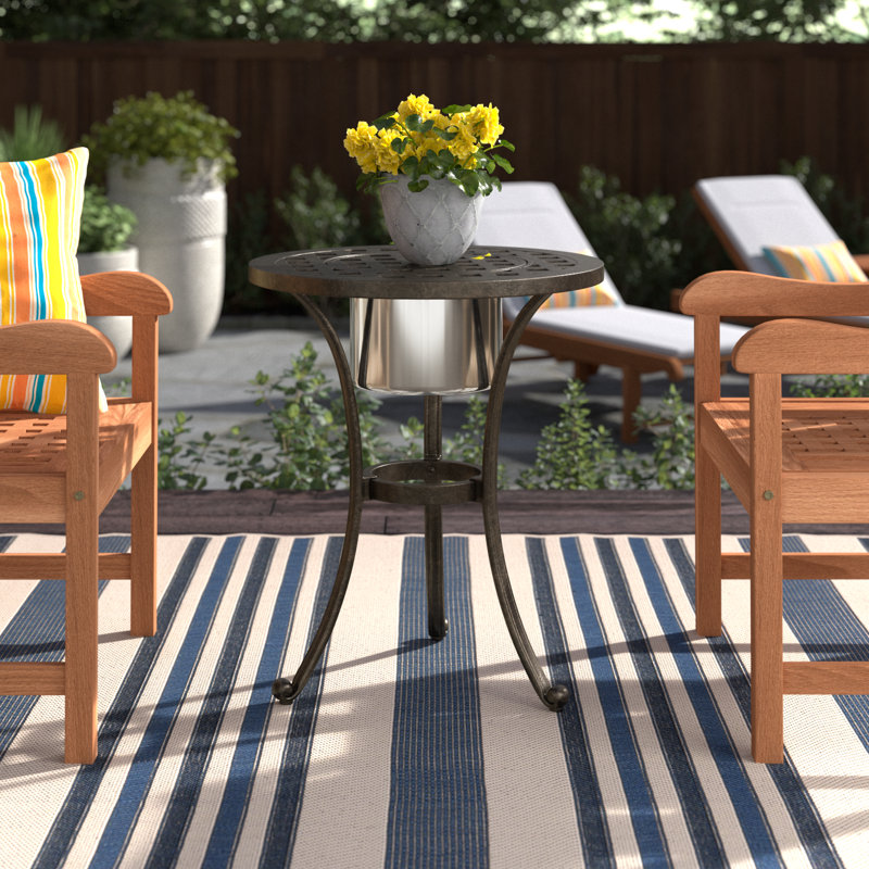 Carterton Round Metal Outdoor Side Table , 21'' in. W 21'' in. D