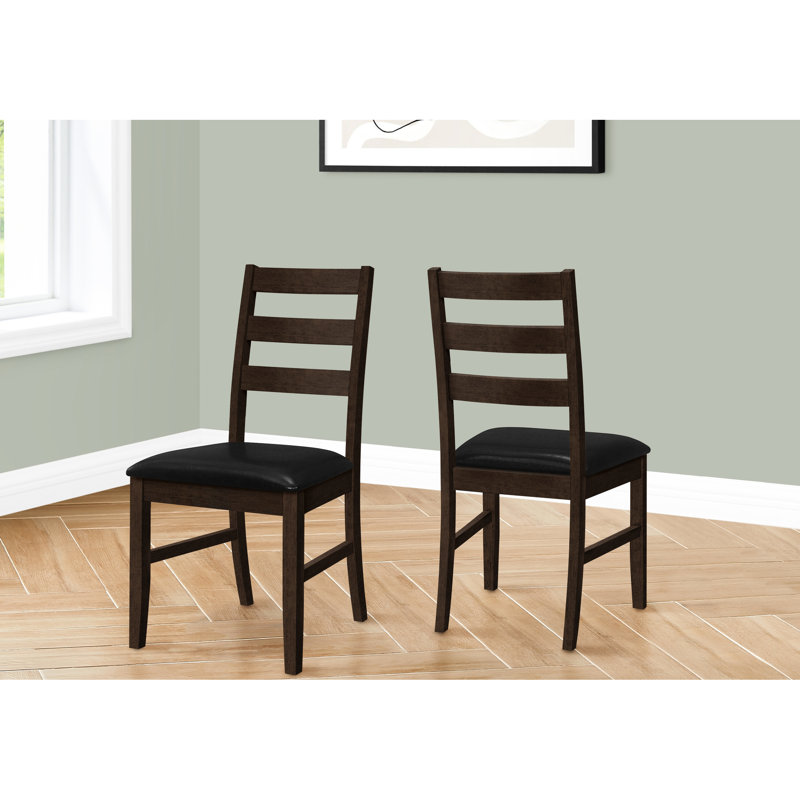 De 2 chaises de salle à manger, d'une hauteur de 37,5 po, revêtue de tissu d'aspect cuir noir, de bois massif brun, de style transitionnel pour siège de 37 po, de pieds en bois, idéale pour la cuisine et l'utilisation