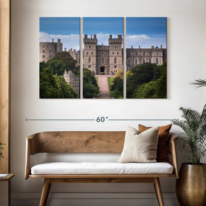 Château royal Nicci Windsor, H 32 po x l 50 po