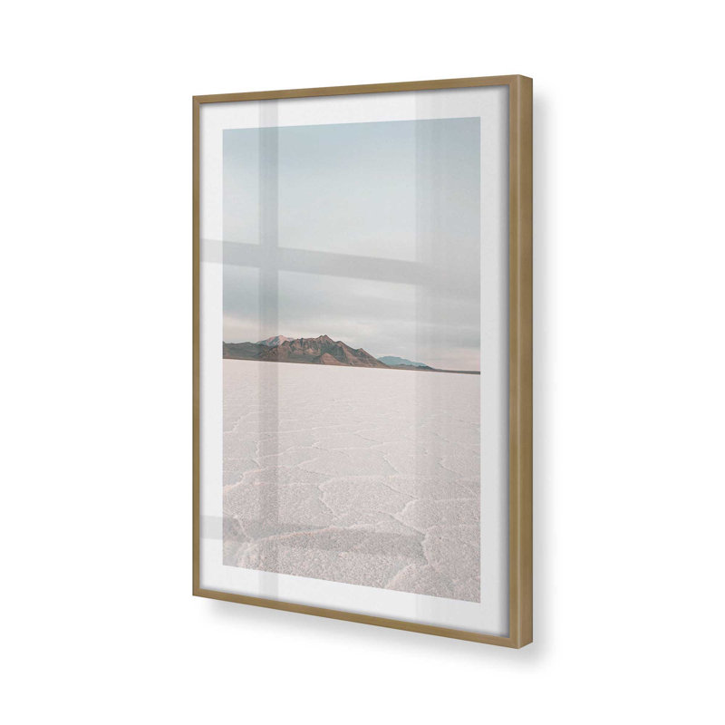 Imprimé d'horizons salés, Cadre doré brossé, H 17,25 po x l 13,25 po x P 1,25 po