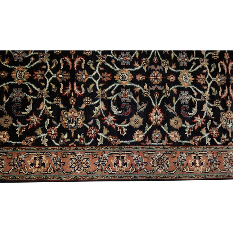Hand Woven Wool Oriental Area Rug