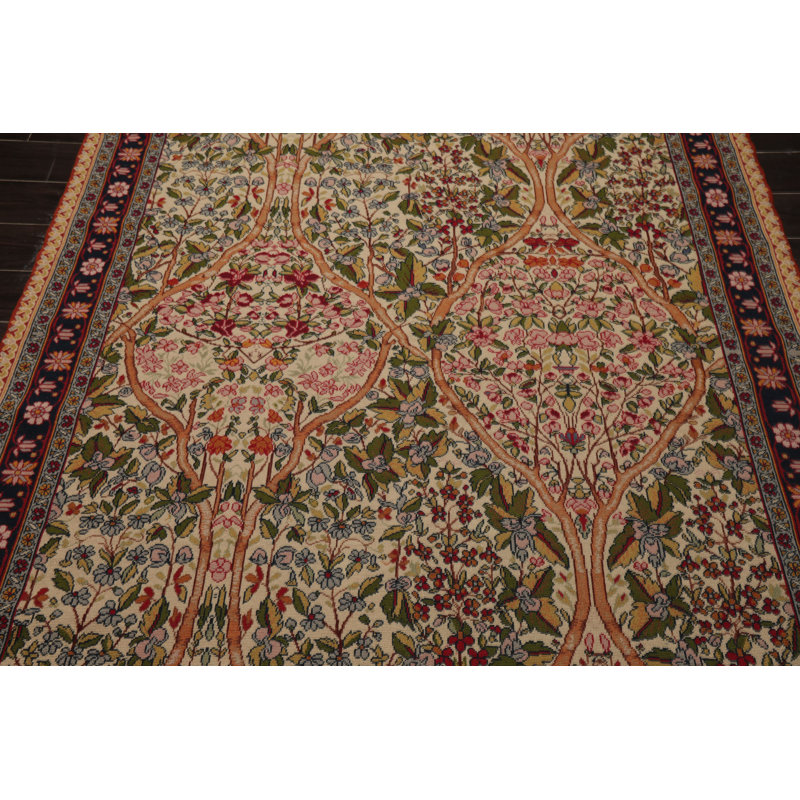 Tapis traditionnel ivoire en laine tissé à la main 5 pi 7 po x 8 pi