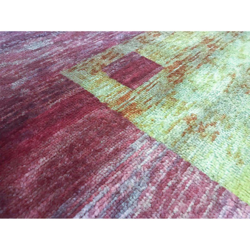 Tapis rouge noué à la main de haute qualité