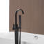 Robinet de baignoire à pattes sur pied à poignée simple avec douche à main