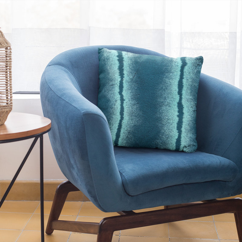 Housse de coussin carré en polyester / mélange de polyester Fluffy Fields, Bleu sarcelle, 20 po x 30 po, Rectangulaire