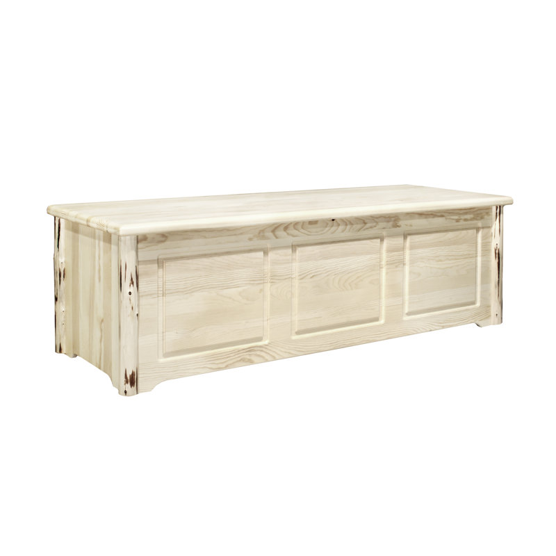Glacier Country Collection Blanket Chest, Lacquered