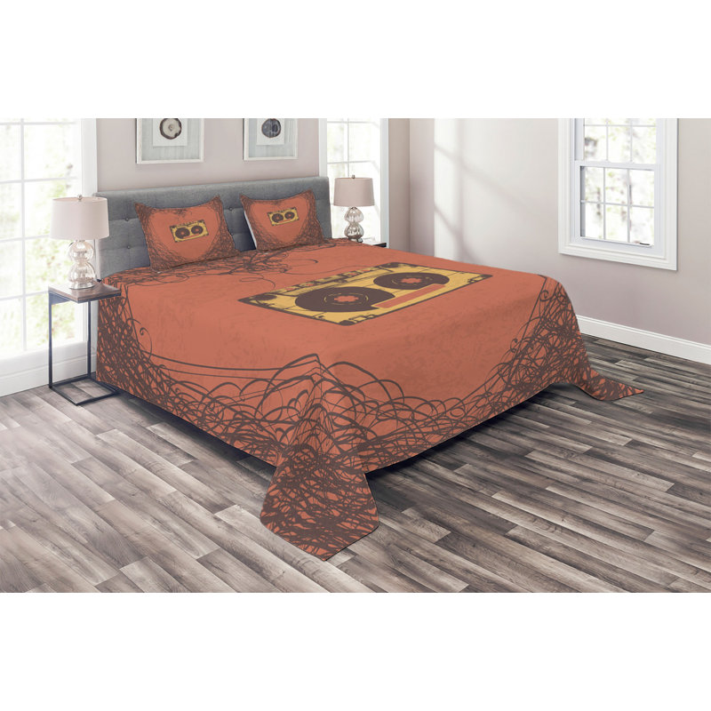 Music Farmhouse / Country Polyester Coverlet