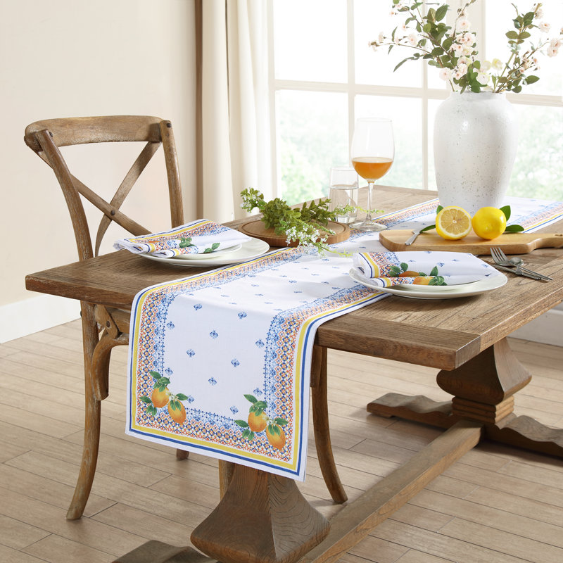 Ariatna Table Runner