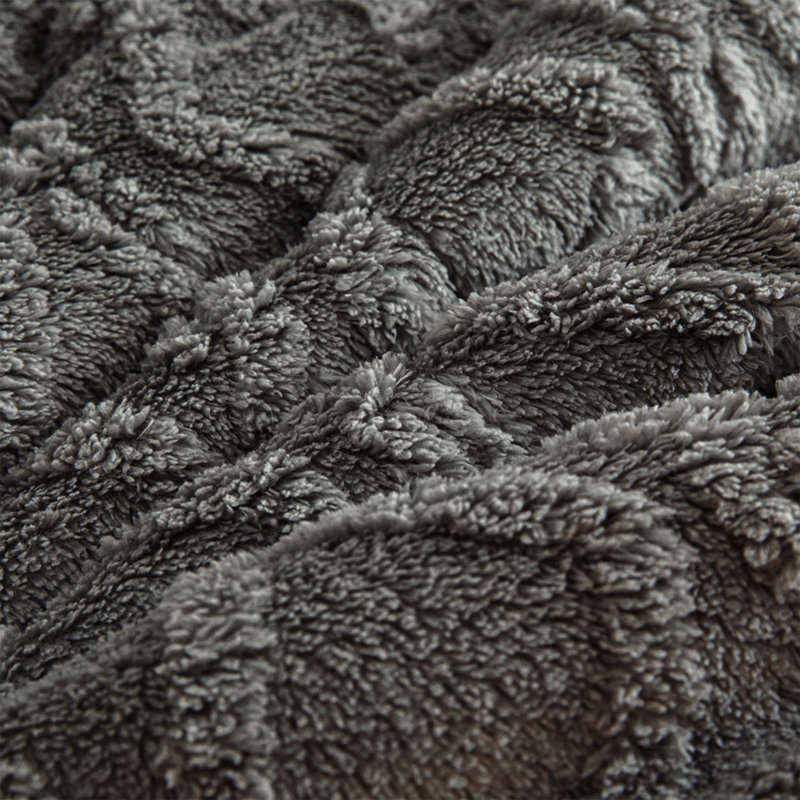 Couverture en molleton gris Sherpa, L 60 po x L 80 po, Gris