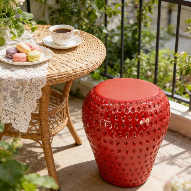 Tabouret 13,4 pouces en résine de fraise, Rouge