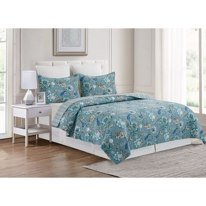Morrison Cotton Percale Reversible Quilt Set, King Quilt + 2 King Shams