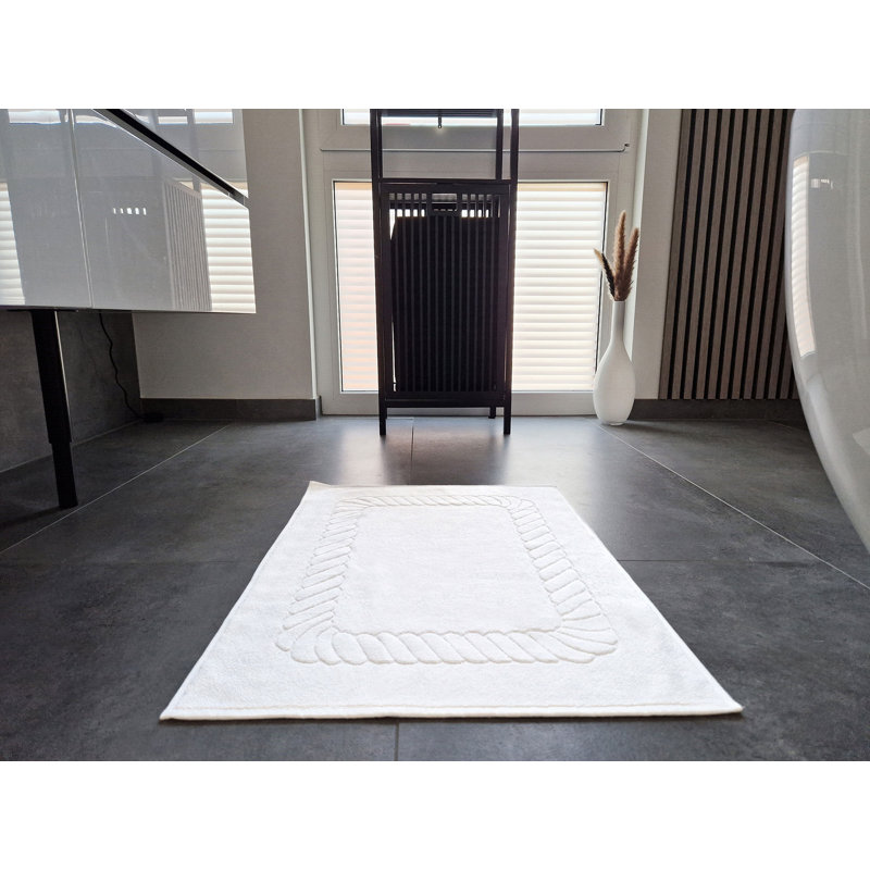 Bath Rug, White