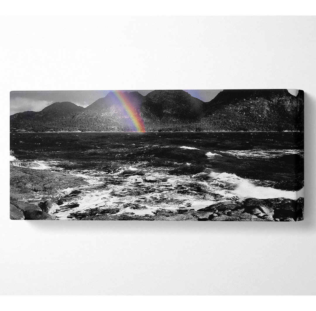 Regenbogen Ozean Berge B N W - Druck