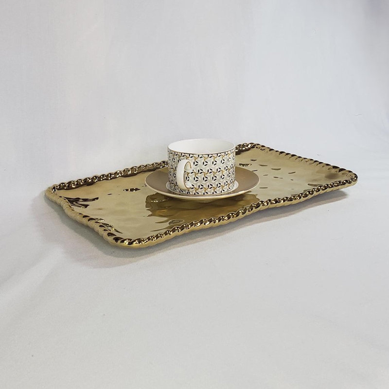Plateau de service en céramique dorée avec rebord en corde 14,25 po, 1"H x 9.25"W x 14.5"L