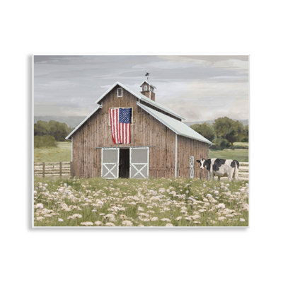  Art patriotique sur bois de grange et vache par Amber Sterling