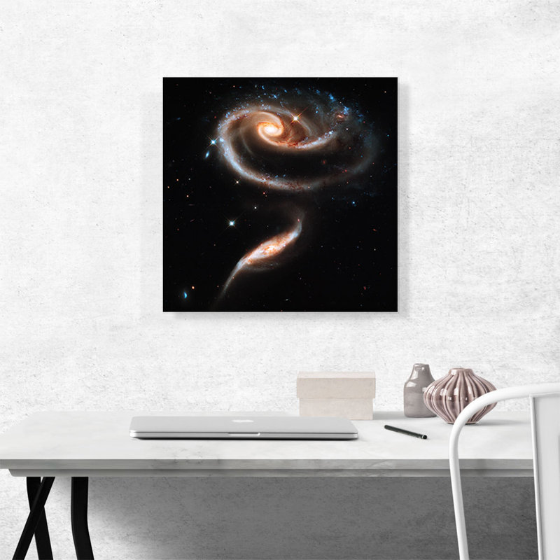 Hubble Telescope Galactic Rose Made of Galaxies Arp 273 - Reproduction de photo sur toile tendue
