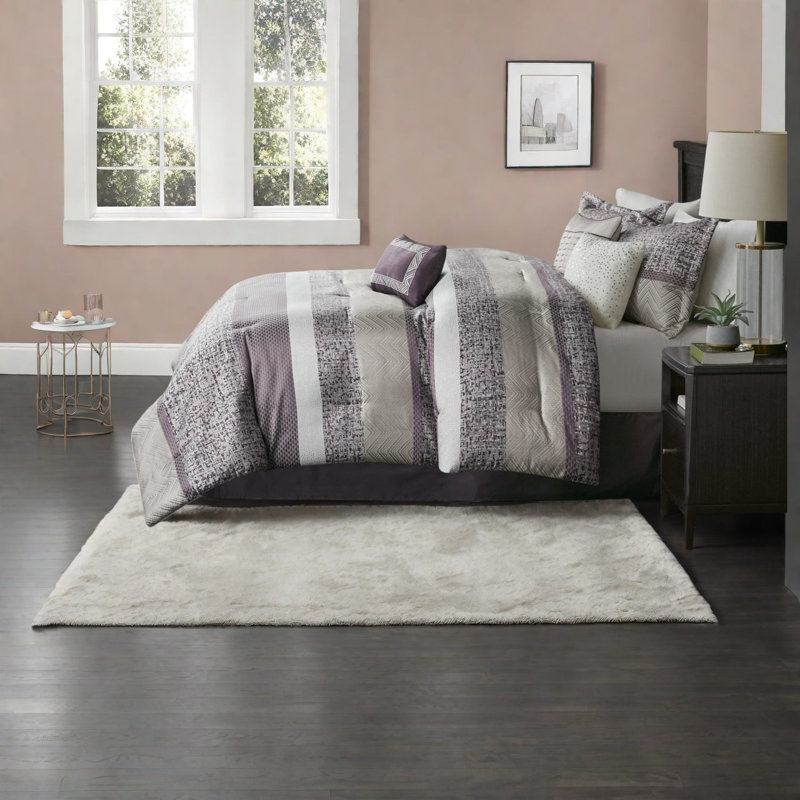 Luxurious Jacquard Bedding Sets, Polyester Purple Elegance For Home