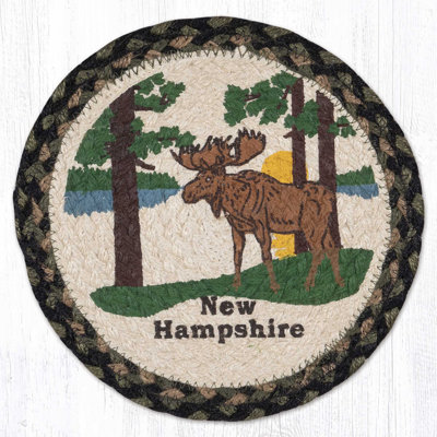  New Hampshire Moose Printed Round Jute Trivet – 10" Rustic Wildlife Accent with Heat-Resistant Natural Braided Design
