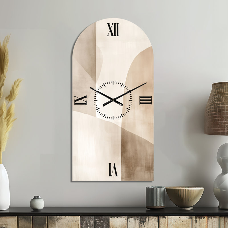 Beige Minimal, formes neutres en équilibre I - Horloge murale scandinave silencieuse en métal arqué