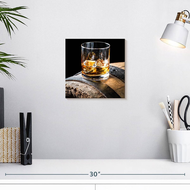 Yarlin Brandy, boisson du baril, H 10 po x l 10 po