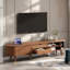 [Vidéo d'assemblage] Meuble télé ovale en bois cannelé avec station de charge pour téléviseur de 80 po ou moins, console multimédia de style Mid-Century avec porte tambour coulissante, meuble télé de campagne avec poignée dorée pour le salon, noyer-840619346