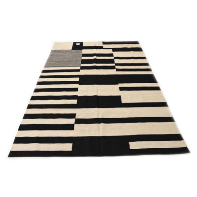 Tapis noir et blanc Noor