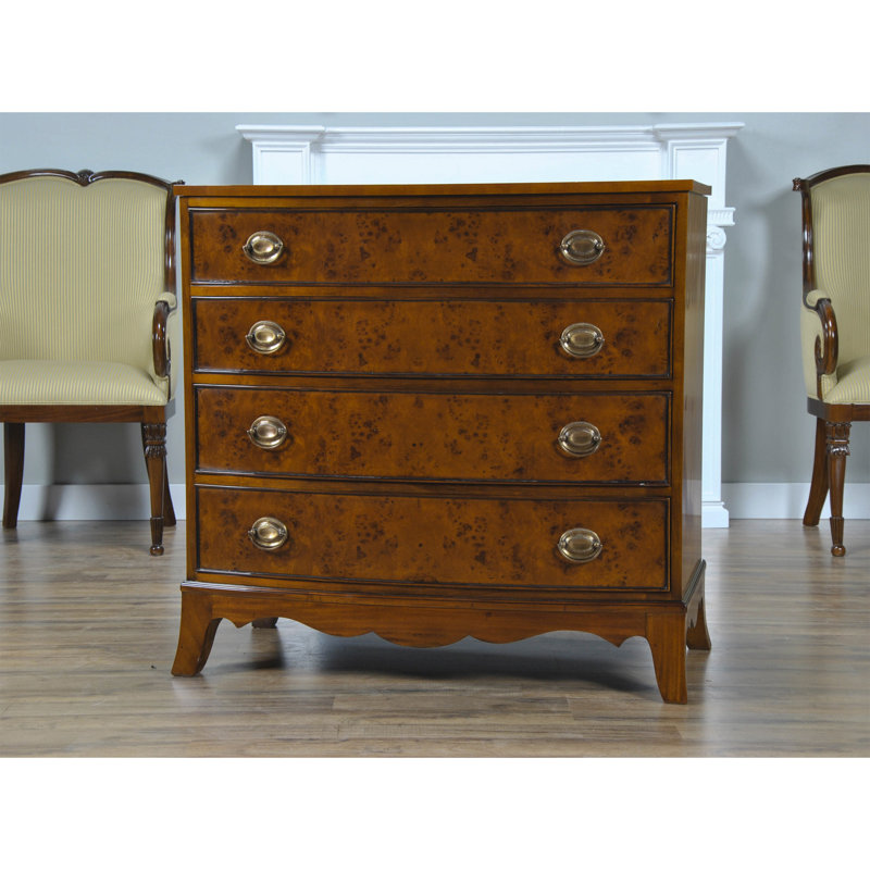 Commode à nœuds à avant arqué