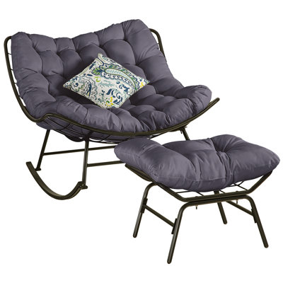 Chaise berçante de patio avec grand coussin moelleux
