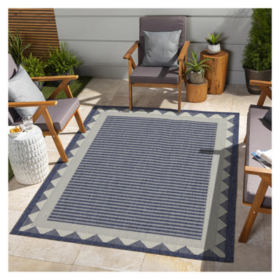 Tapis bleu d'intérieur et extérieur en polypropylène durable résistant aux taches 2 pi 7 po x 7 pi 3 po Sunshine Collection