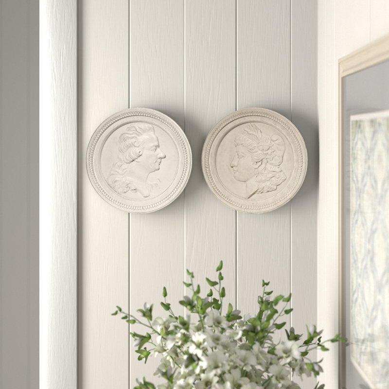 2 Piece Round Traditional Profile Wall Decor Set