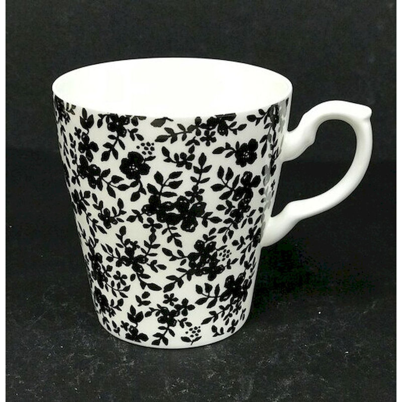 Tasse rose à motif floral, Noir