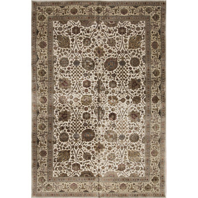 Extravagance II Hand Knotted Area Rug