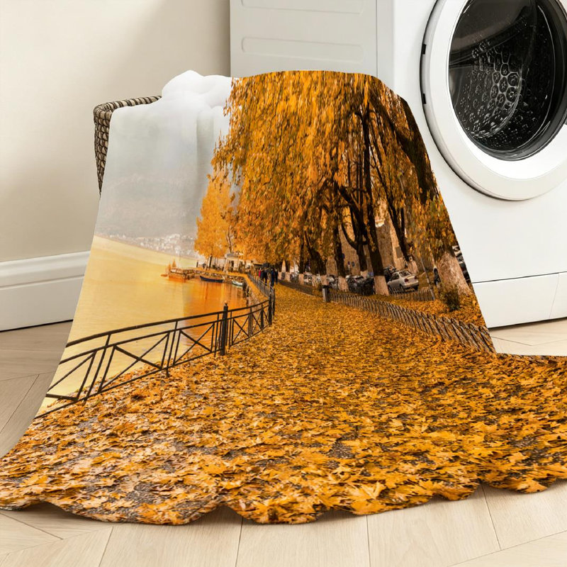 Jeté en molleton de flanelle orange ultra doux, impression d'un côté Lake City d'automne, Jeté 30 po x 40 po