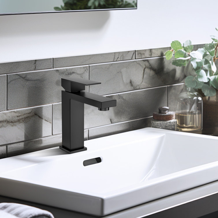 Single-Hole Bathroom Faucet with Drain Assembly