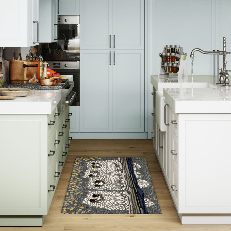 Ikuhiro Modern & Contemporary Synthetic Water Resistant Kitchen Mat, 24" W x 36" L