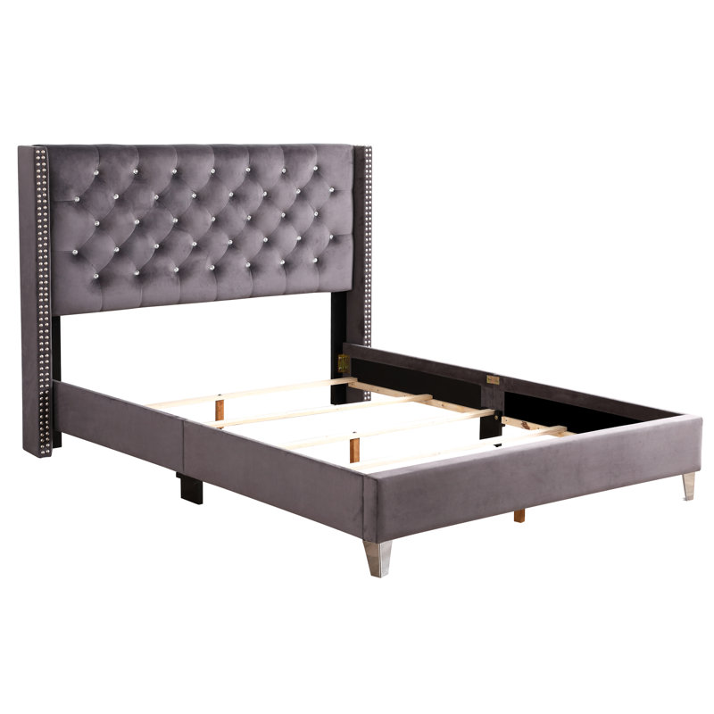 Lit tapissier double gris - l 80 po x P 50 po x H 60 po. Structure de la tête confortable. Assemblage facile.