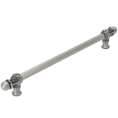 Acanthus 22 inches c.c. with 5/8 reeded center long pull Romanesque style in Chalice
