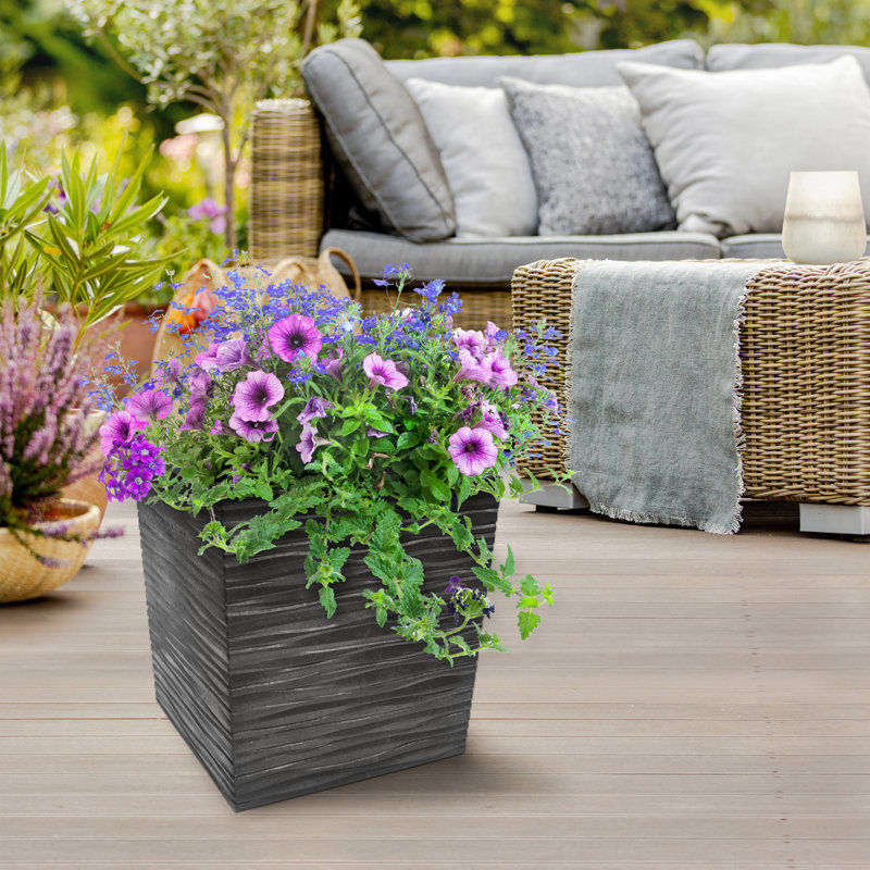 Pot à fleurs d'extérieur 14 po Tadel Verde Citadel Serenity