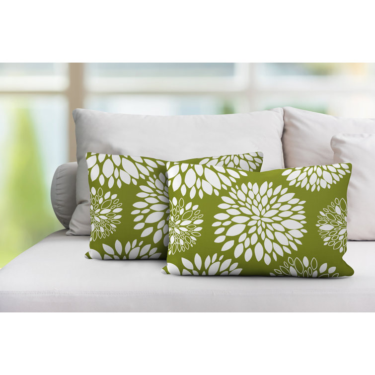 https://assets.wfcdn.com/im/06190899/resize-h755-w755%5Ecompr-r85/2150/215017301/Floral+Polyester+Indoor%2FOutdoor+Throw+Pillow.jpg