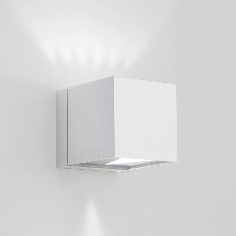 Dau 1-Light Flush Mount, 1 x 60W Halogen Frosted bulb, Up AND Down Light, Brushed Aluminum / G9 base