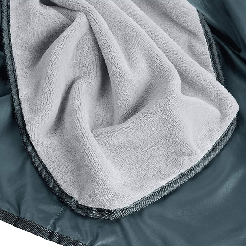 Stadium Blanket, Gray