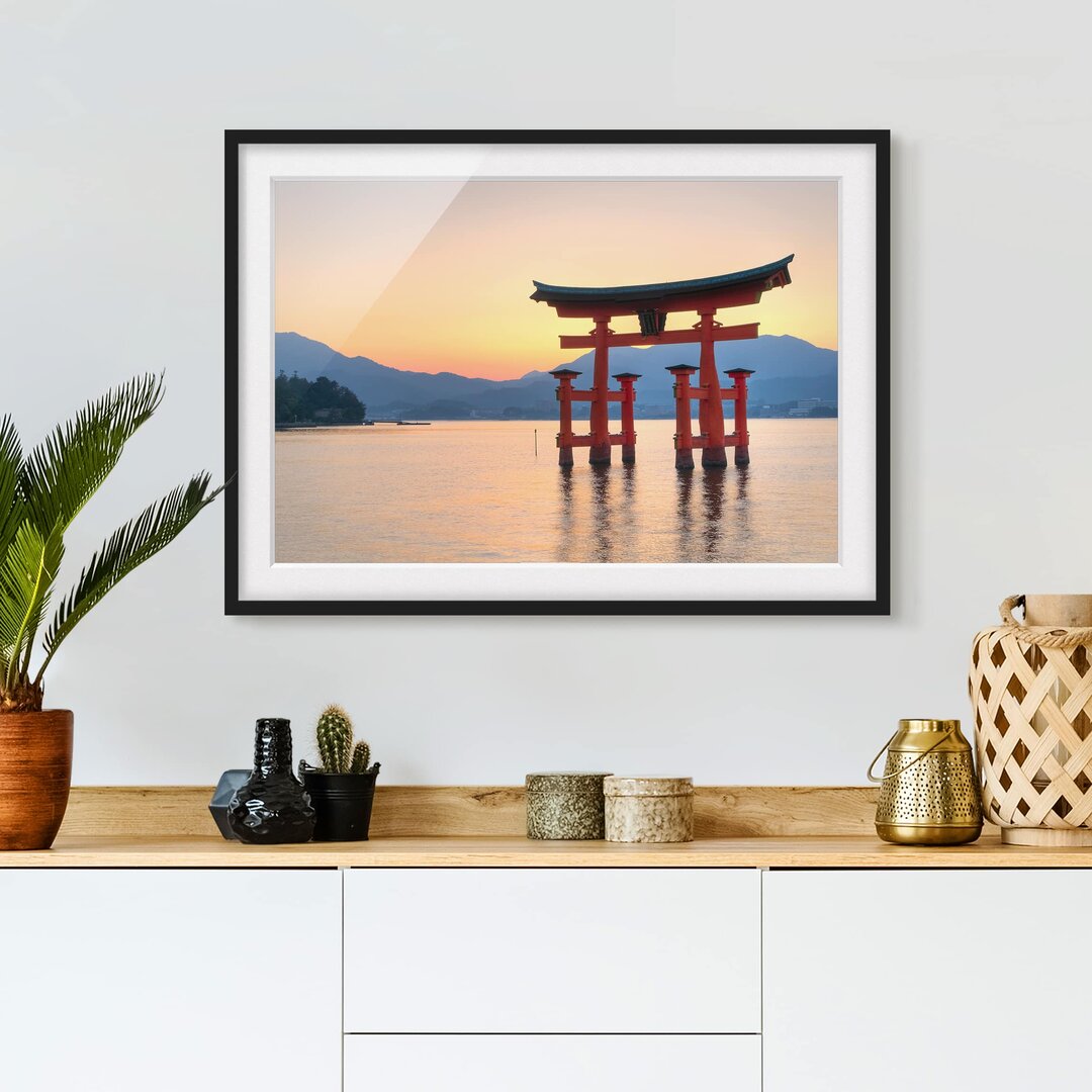 Gerahmtes Poster Itsukushima Schwimmendes Torii-Tor