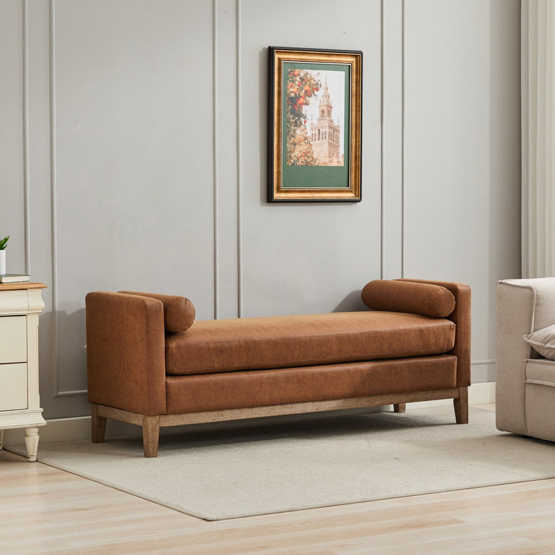 Banc de lit tapissier l 66,34 po avec structure en bois au fini patiné, Brun
